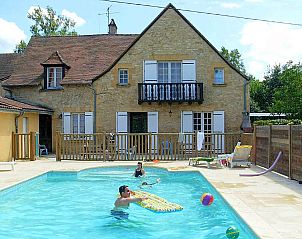 Verblijf 05446703 • Vakantiewoning Aquitaine • Vakantiehuis in Saint-Vincent-de-Cosse met zwembad, in Dordo 