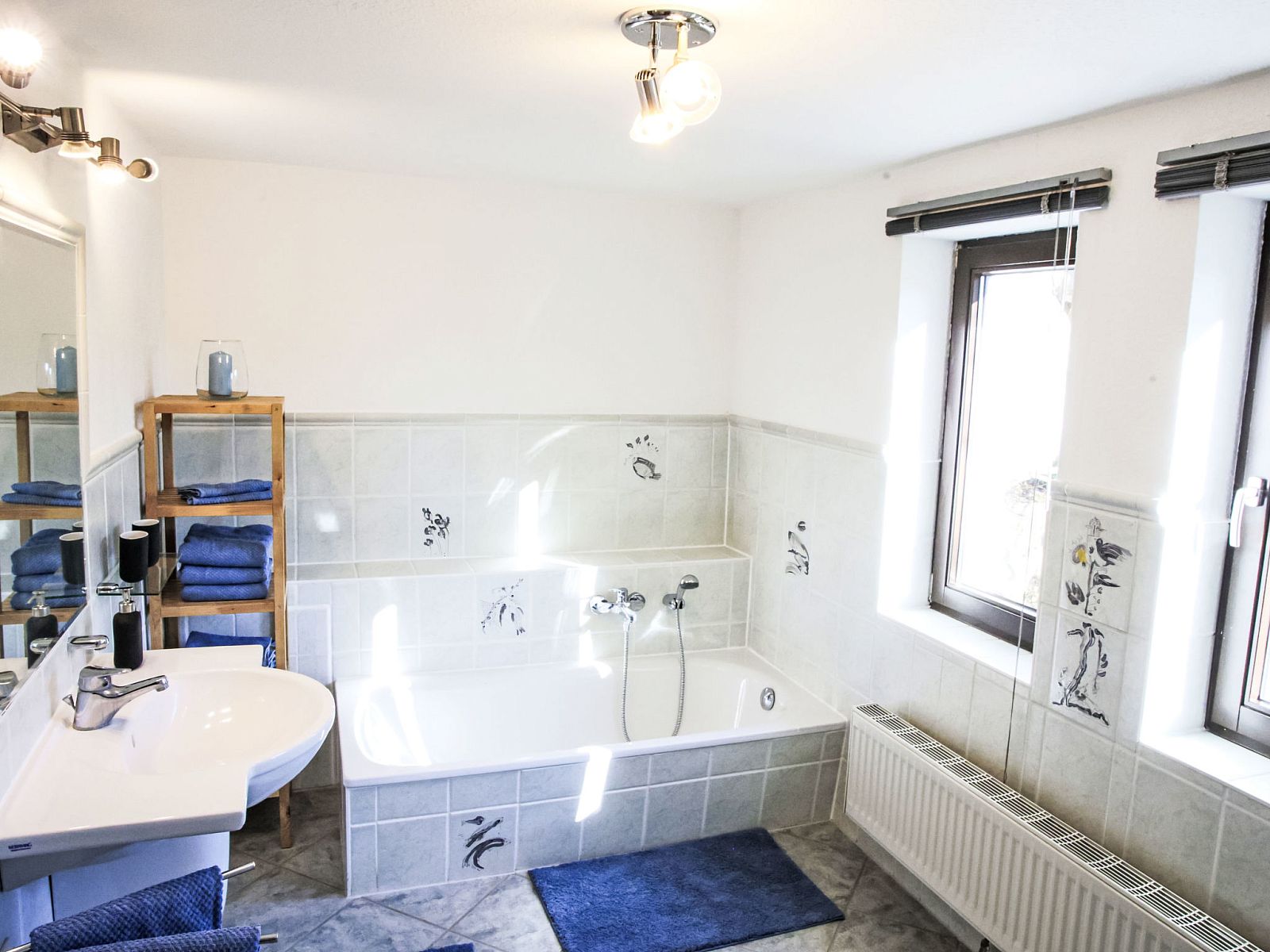 Guest house 03216301 - Apartment Thuringia - Appartement Ferienwohnung an der Bergkirche