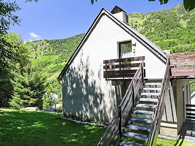 Guest house 04930003 - Apartment Midi / pyrenees - Appartement Les Marmottes