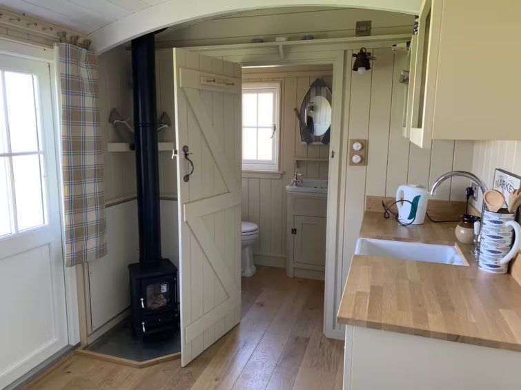 Guest house 06550201 - Holiday property England - Vakantiehuis St Eval School House