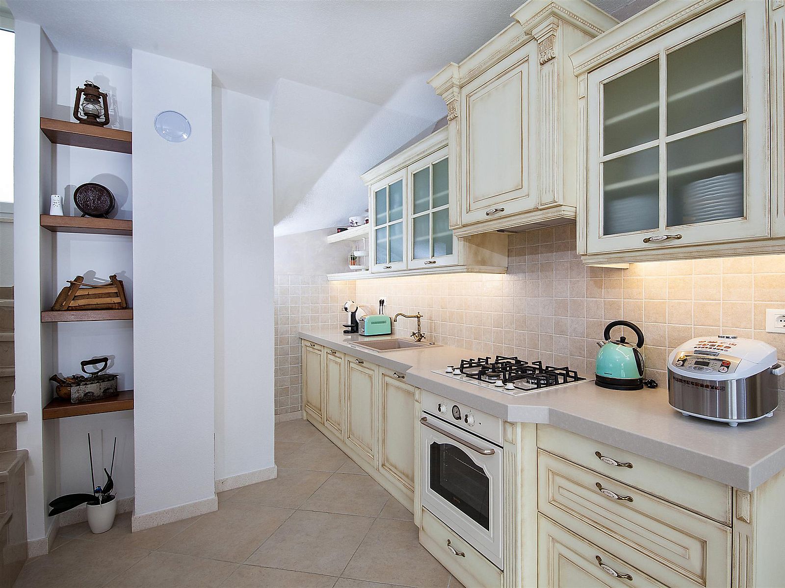 Guest house 1032904 - Holiday property Dalmatia - Vakantiehuis Prestige