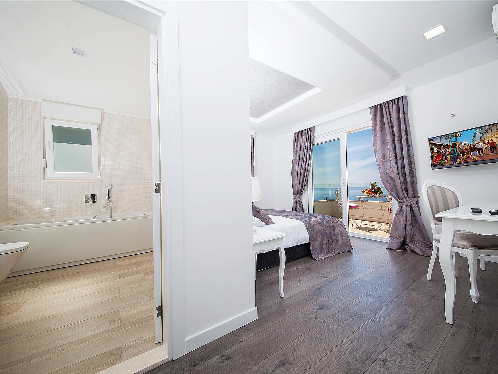 Guest house 1032904 - Holiday property Dalmatia - Vakantiehuis Prestige