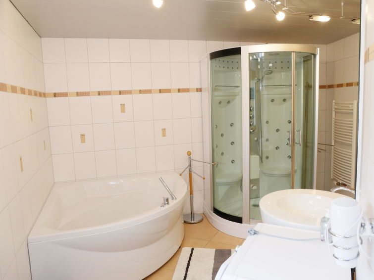 Guest house 11624701 - Holiday property Tyrol - Vakantiehuis Heidi