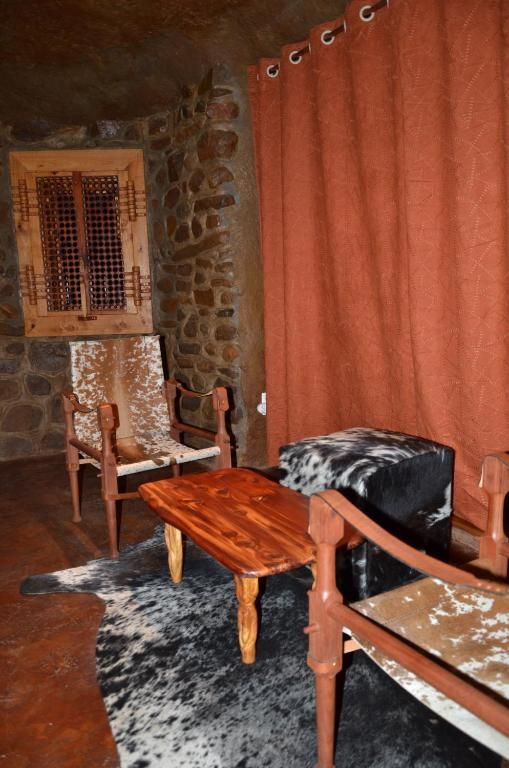 Verblijf 3526601 - Vakantiewoning Kwazoeloe-Natal - Antbear Eco Lodge Drakensberg