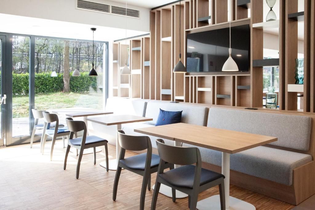 Verblijf 4920002 - Vakantie appartement Saarland - Holiday Inn Express Neunkirchen, an IHG Hotel