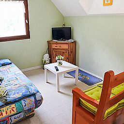 Guest house 04930003 - Apartment Midi / pyrenees - Appartement Les Marmottes