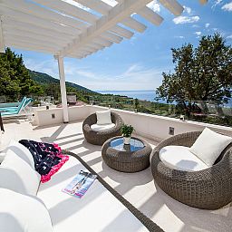 Guest house 1032904 - Holiday property Dalmatia - Vakantiehuis Prestige