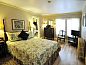 Guest house 12625101 • Apartment New England • The Brewster Inn  • 7 of 26
