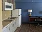 Guest house 15625504 • Apartment Midwesten • Comfort Inn Arlington Heights-OHare Airport  • 4 of 26