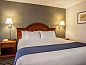 Guest house 16525503 • Apartment Midwesten • Quality Inn and Suites St Charles -West Chicago  • 10 of 26