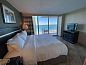 Verblijf 2225413 • Vakantie appartement Florida • Radisson Suite Hotel Oceanfront  • 12 van 26