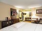 Guest house 30325203 • Apartment Oostkust • Red Roof Inn PLUS+ Baltimore-Washington DC/BWI Airport  • 13 of 26