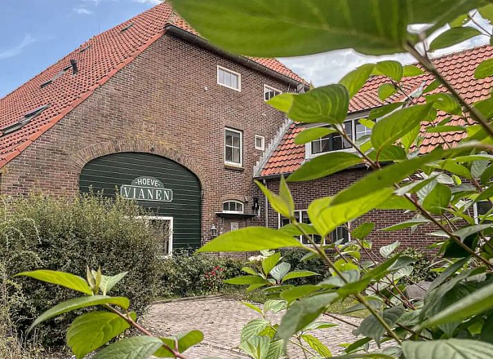 Guest house 01011025 • Holiday property Texel • Unieke 12 pers. Farm Lodge De Muy op 'Hoeve Vianen' 