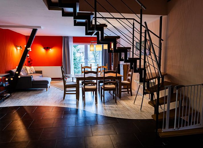 Geniet van het uitzicht vanaf de veranda van Huisje in Rudolstadt, een charmant vakantiehuis in het hart van Thuringen, Duitsland.