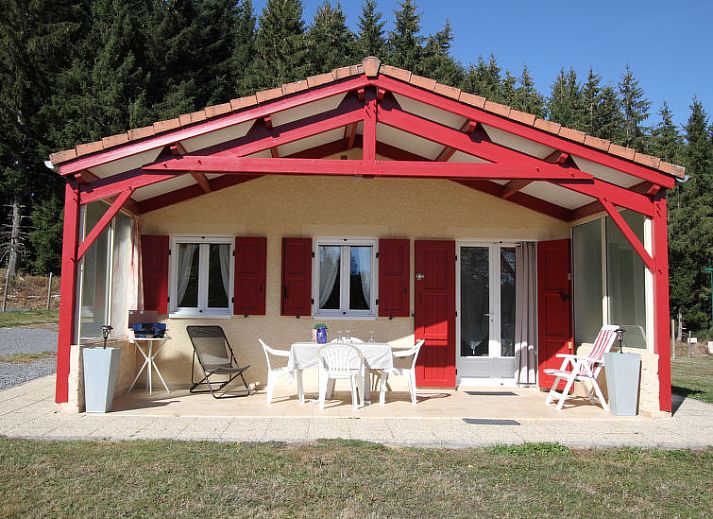 Verblijf 03813001 • Vakantiewoning Auvergne • Vakantiehuis Le Clos des Sapins 