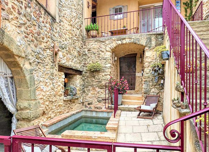 Verblijf 04634201 • Vakantiewoning Languedoc / Roussillon • Vakantiehuis in La Bastide-d'Engras met zwembad, in Languedo 