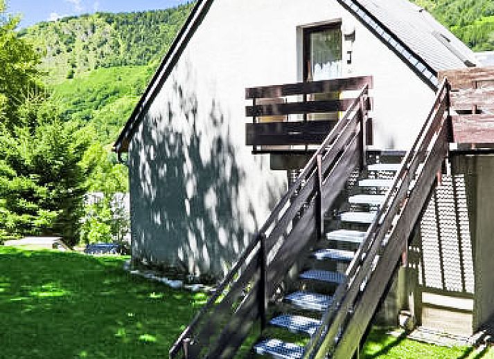 Guest house 04930003 - Apartment Midi / pyrenees - Appartement Les Marmottes