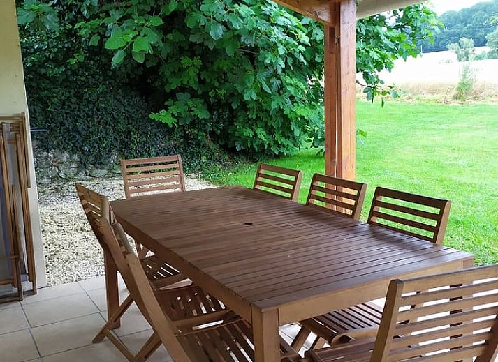 Vakantiehuis in Monflanquin, Aquitaine: Geniet van het zwembad met uitzicht op de natuur vanaf het terras van deze Franse vakantiewoning.