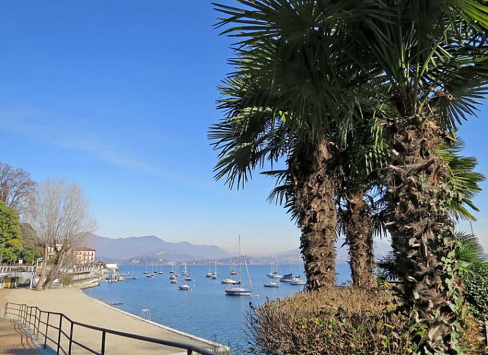 Guest house 08915001 - Apartment Italian Lakes - Appartement Il Gianlupo Azzurro