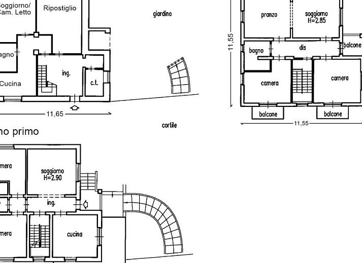 Geniet van het zwembad van Villa I Due Padroni in Montecalvo Versiggia, omringd door de serene heuvels van de Italiaanse meren.