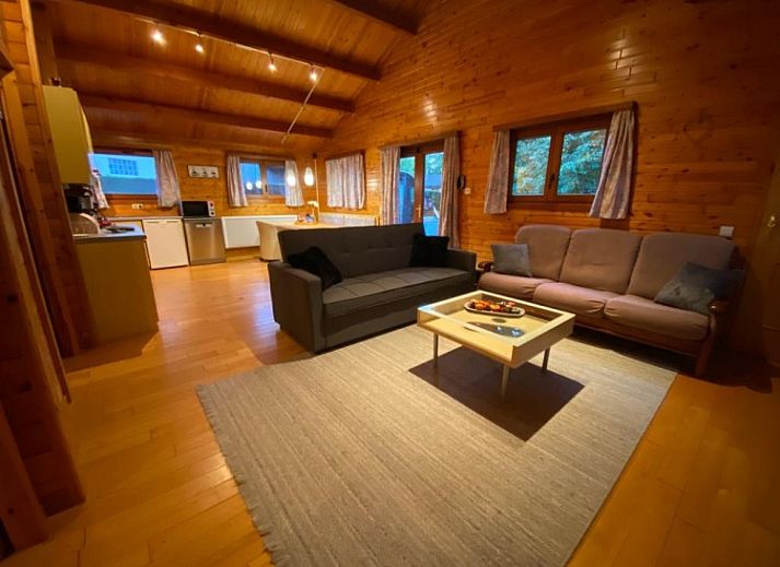 Gezellige houten chalet 't Musje in Weris, Ardennen, omgeven door natuur en rust.