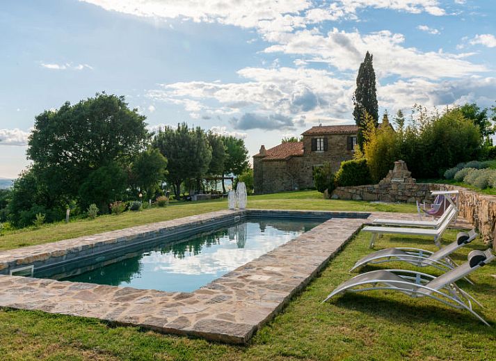 Guest house 09534101 • Holiday property Tuscany / Elba • Vakantiehuis Montecavallo 