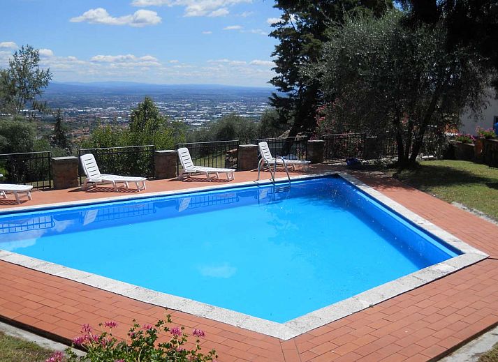 Guest house 09542701 • Holiday property Tuscany / Elba • Vakantiehuis in San Gennaro met zwembad, in Toscane. 