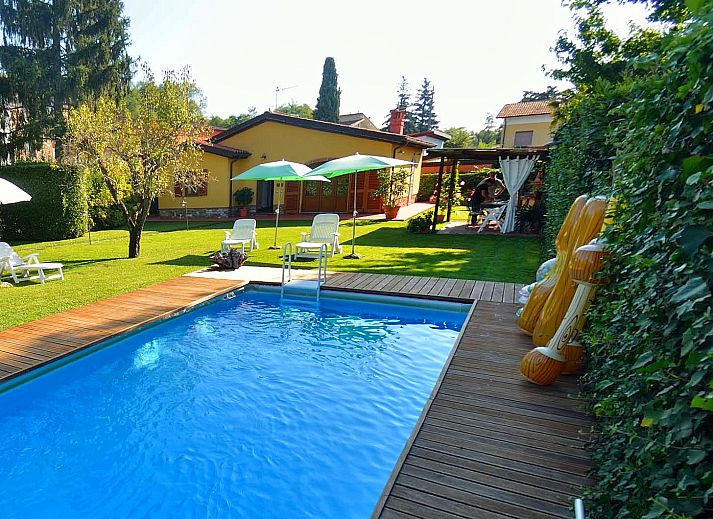 Verblijf 09543201 • Vakantiewoning Toscane / Elba • Vakantiehuis in San Colombano met zwembad, in Toscane. 