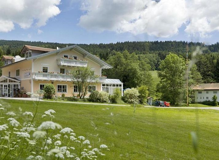 Verblijf 10303302 • Vakantiewoning Beieren • Landgasthof Hotel Zum Hirschenstein, Pension Garni
