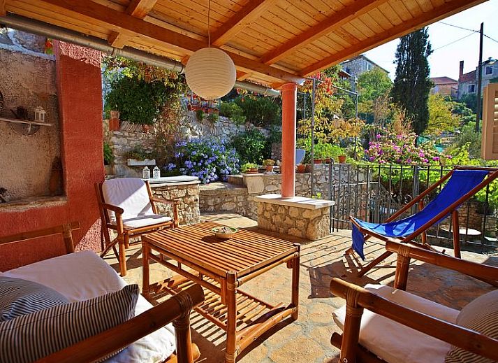 Guest house 10316101 • Holiday property Dalmatia • Vakantiehuis Mirna 