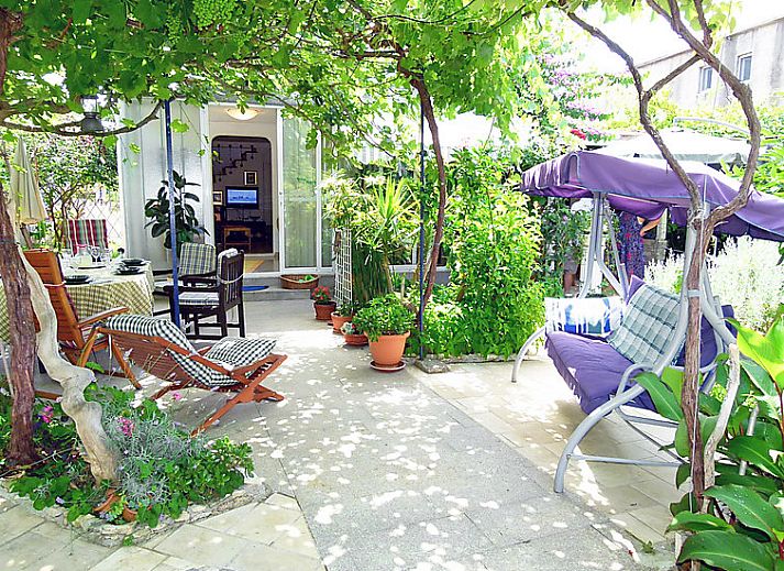 Guest house 10316901 • Holiday property Dalmatia • Vakantiehuis Villa ANiMa-Mia