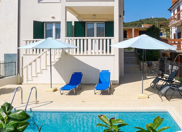 Guest house 10334501 • Holiday property Dalmatia • Vakantiehuis Villa Zlatan 