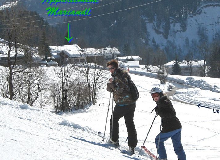 Gezellige eethoek in Appartement Mariandl, Hopfgarten im Brixental, Tirol. Perfect vakantiehuis voor een ontspannen verblijf.