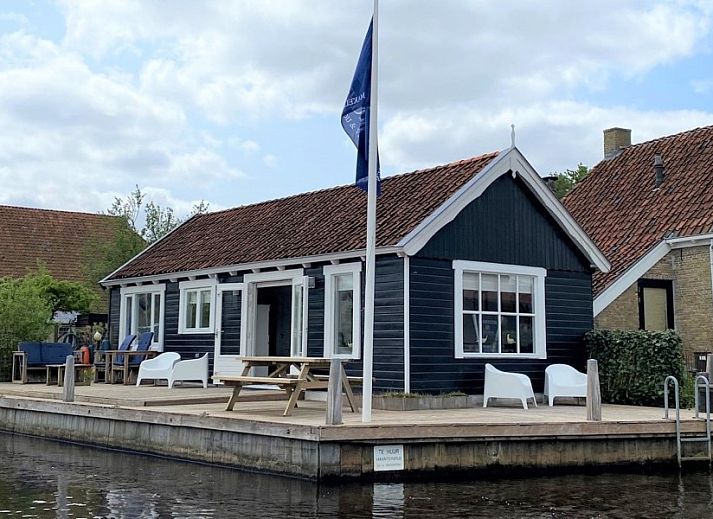 Guest house 120210 • Holiday property Sneekermeer • Havenhuisje 