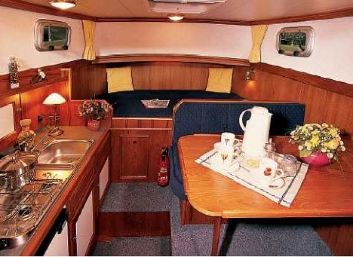 Verblijf 120703 - Boot Fluessen - Ilona Pedro Marin