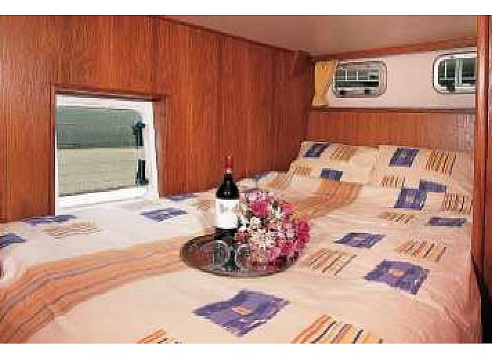 Verblijf 120703 - Boot Fluessen - Ilona Pedro Marin