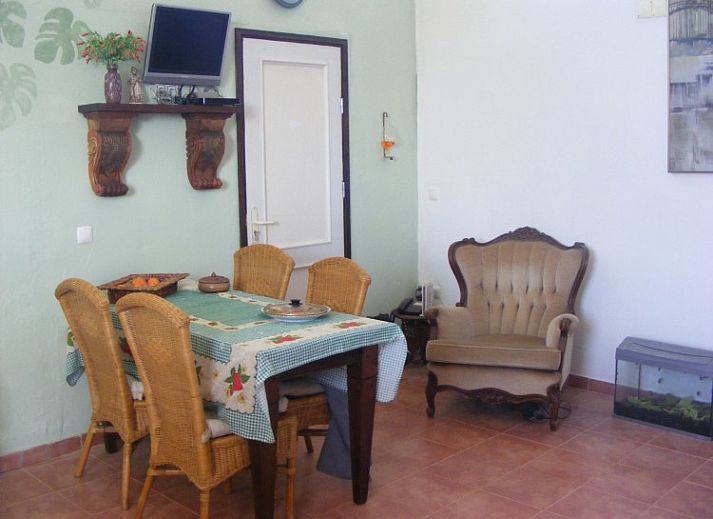 Keuken van Marco v.d.Broek appartement in Santa Margarida da Serra, Alentejo, Portugal met moderne voorzieningen.