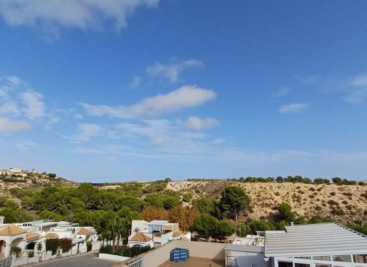 Adembenemend uitzicht vanaf Casa Panis vakantiehuis in La Marina Urbanisation, Costa Blanca, Spanje.