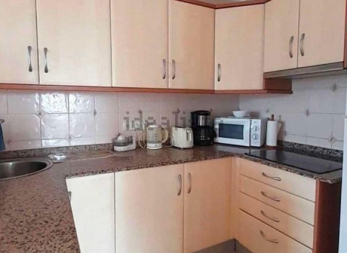 Uitzicht vanaf Appartement Xenia in Calpe met zee en bergen, Costa Blanca, Spanje.