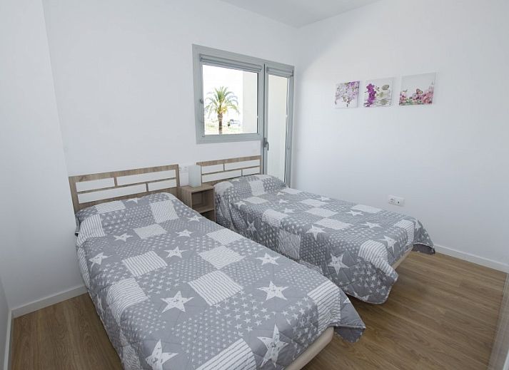 El Mirador de Calpe appartement in Calpe, Costa Blanca, biedt een stijlvolle woonkamer met moderne inrichting en comfortabel meubilair.