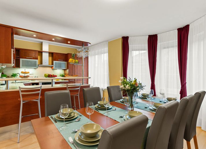 Verblijf 1649802 - Vakantiewoning Praag - Vakantiehuis Garden & Terrace Villa