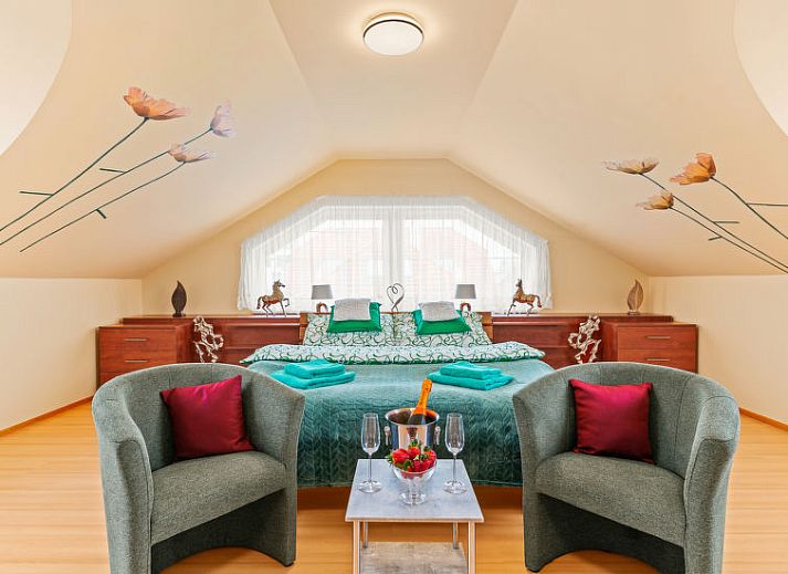 Verblijf 1649802 - Vakantiewoning Praag - Vakantiehuis Garden & Terrace Villa