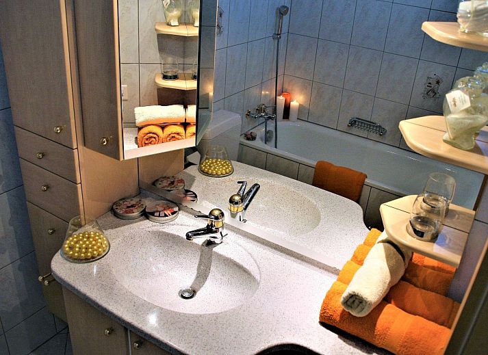 Verblijf 1841302 - Appartement Wallis / Valais - Appartement LuxLax 2. OG Süd