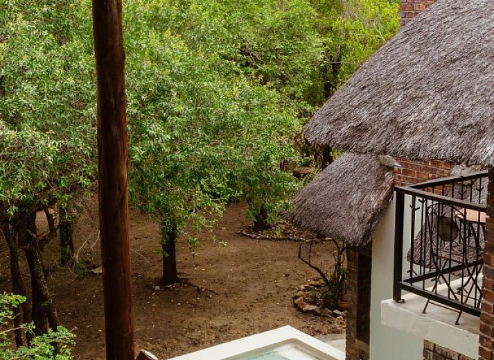 Moderne keuken in vakantiehuis Ons Blyplek, Marloth Park, nabij Kruger Park, Zuid-Afrika.