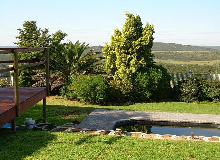 Guest house 3126402 • Holiday property Oost-Kaap • The Hexagon Wildlife Conservation 