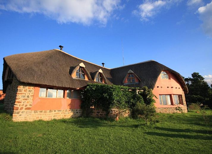 Verblijf 3526601 - Vakantiewoning Kwazoeloe-Natal - Antbear Eco Lodge Drakensberg