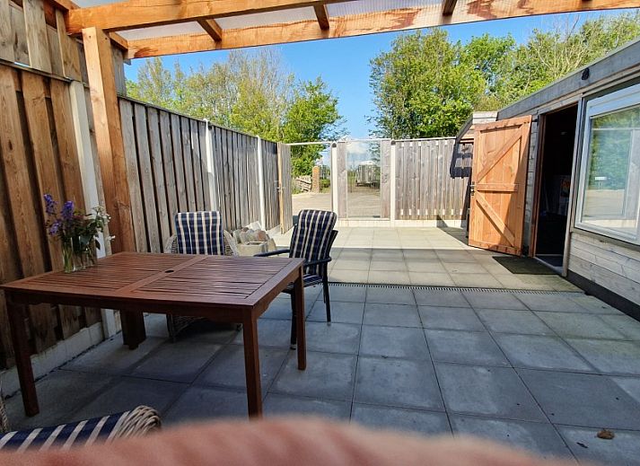 THE SUN IN STEE AAN ZEE Ferienhaus in Serooskerke mit sonnigem Garten und Terrasse, ideal fuer Entspannung in Walcheren, Zeeland.