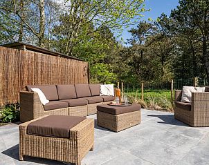 Guest house 010147 - Holiday property Texel - Luxe Villa Texel  8-10 personen met Sauna Krim 95