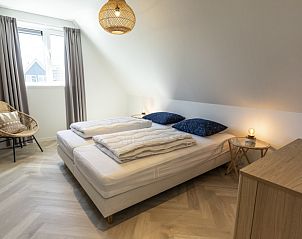 Guest house 01022535 - Holiday property Texel - Vakantiepark So What, Villa 8 Pers.