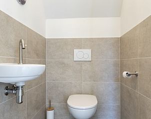 Guest house 01022535 - Holiday property Texel - Vakantiepark So What, Villa 8 Pers.